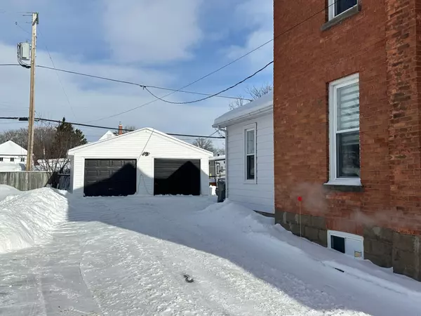 Timiskaming, ON P0J 1P0,127 Farah AVE