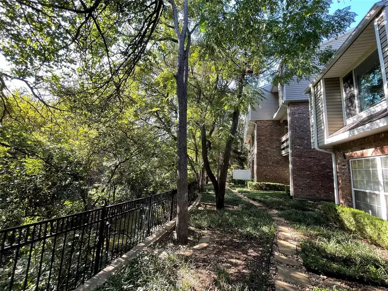 8555 Fair Oaks Crossing #606, Dallas, TX 75243