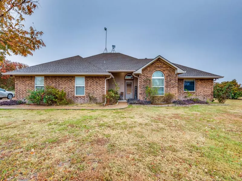 881 Ebenezer Road, Palmer, TX 75152