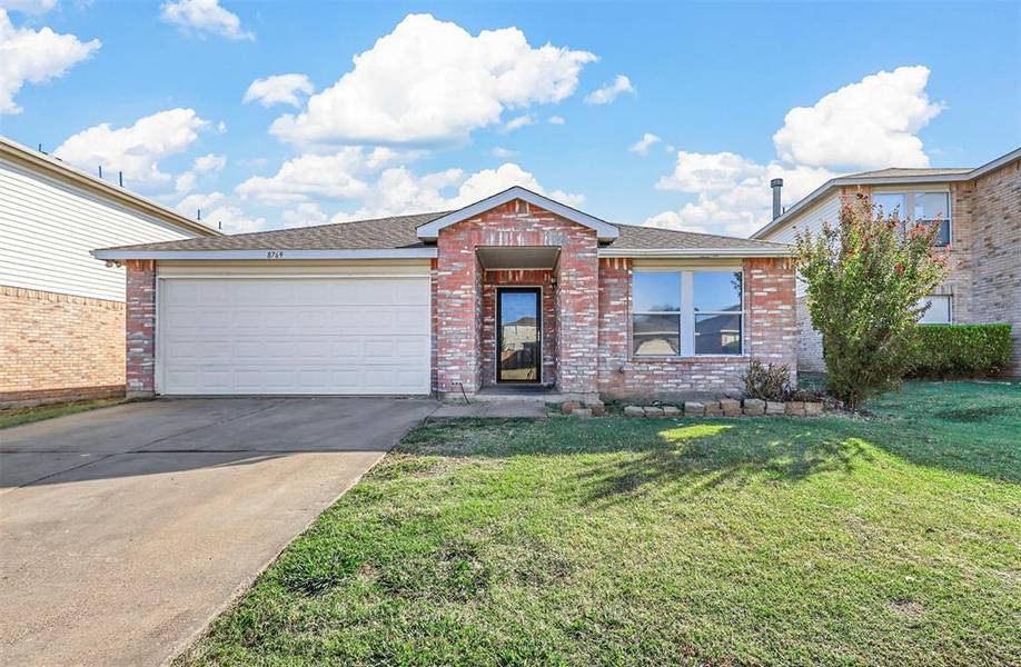 8769 Garden Springs Drive, Fort Worth, TX 76123