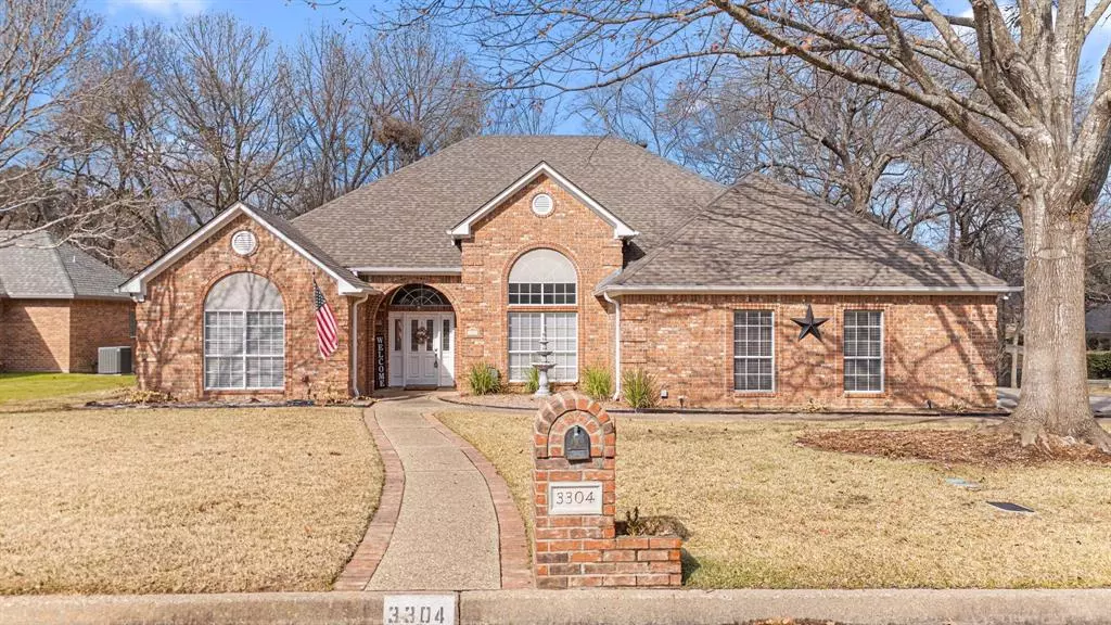 3304 Pinecreek Drive, Tyler, TX 75707