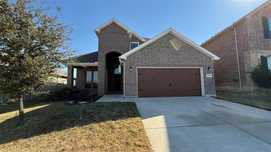 9320 Pepper Grass Drive, Fort Worth, TX 76131