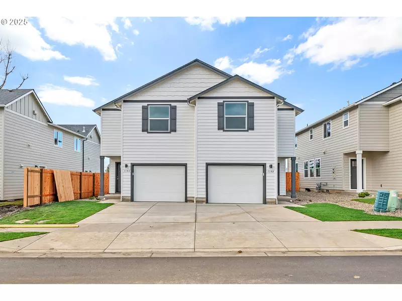 1180/1182 S 43RD PL, Springfield, OR 97478