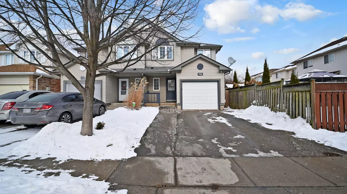 Cambridge, ON N1T 2A1,48 Wood Grove CRES