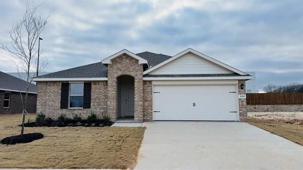 305 WILDROSE Circle, Cleburne, TX 76033