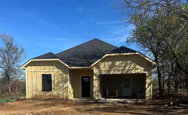 239 Cimmarron Trail, Runaway Bay, TX 76426