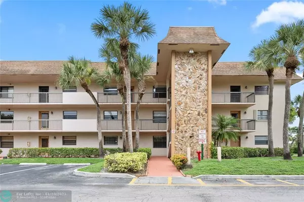 6085 N Sabal Palm Blvd  #108, Tamarac, FL 33319