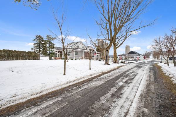 19152 County 25 RD, South Glengarry, ON K0C 1L0