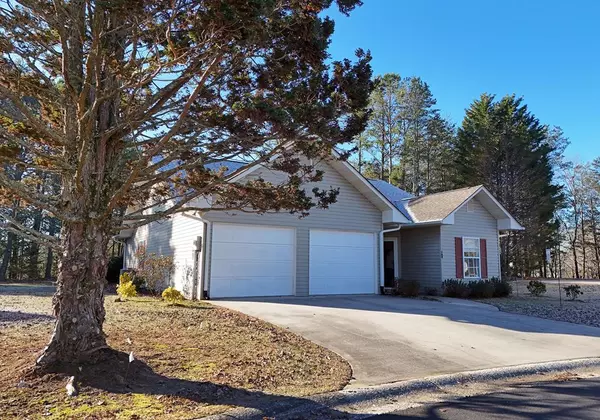 31 Westward Lane, Blue Ridge, GA 30513