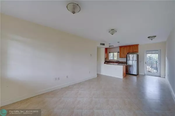 Pompano Beach, FL 33060,410 SW 15th St  #105