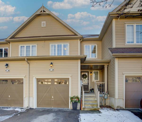 15 Dwyer CT,  Brant,  ON N3T 0G8