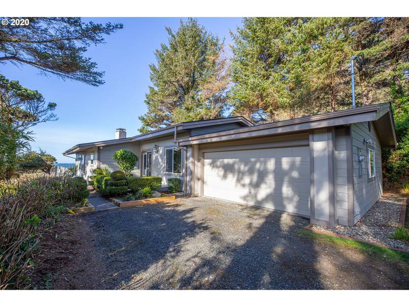 63266 BASTENDORF BEACH RD, Coos Bay, OR 97420