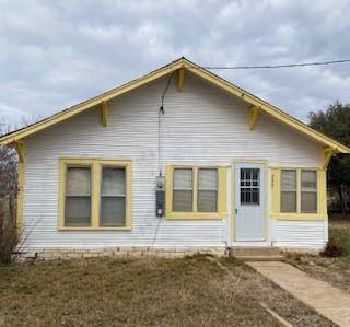 222 Mountain Street, Burkett, TX 76828