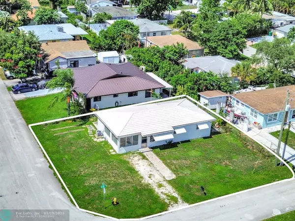 Dania Beach, FL 33312,2421 SW 49 CT