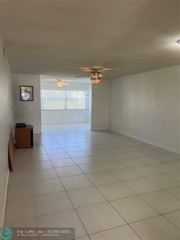 Sunrise, FL 33322,9721 Sunrise Lakes Blvd  #106