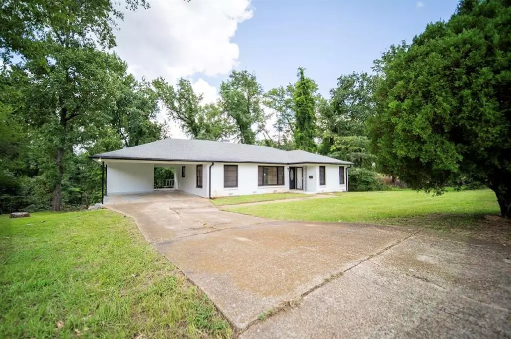 Tyler, TX 75701,1556 Crescent Drive