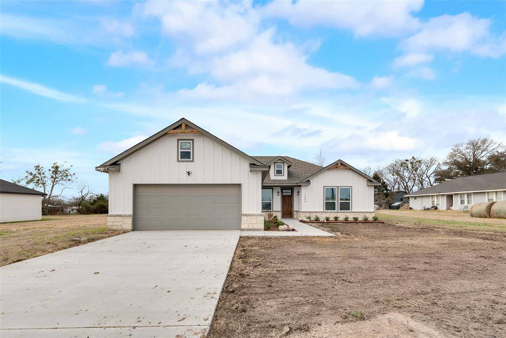 Kemp, TX 75143,1004 Tolosa Road