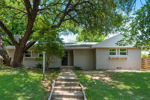 Fort Worth, TX 76116,8349 Tucson Trail