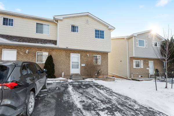 Niagara, ON L2H 2X7,8141 Coventry RD #92