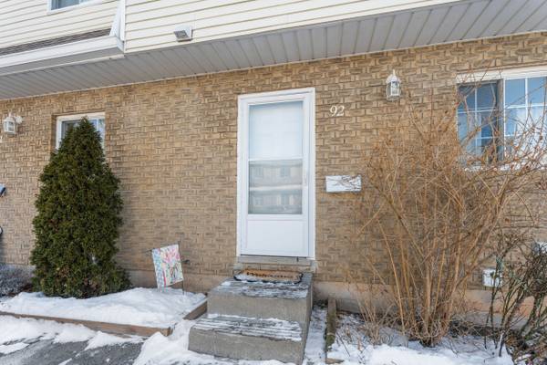 Niagara, ON L2H 2X7,8141 Coventry RD #92