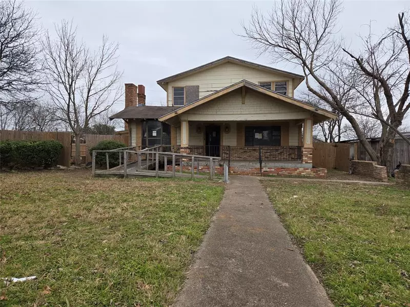 4534 Moler Street, Dallas, TX 75211