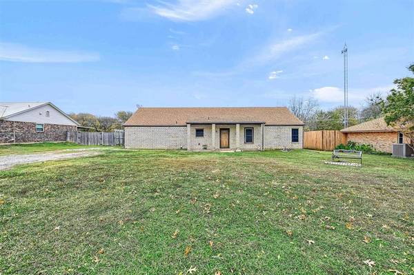 450 High Country Road, Sherman, TX 75092