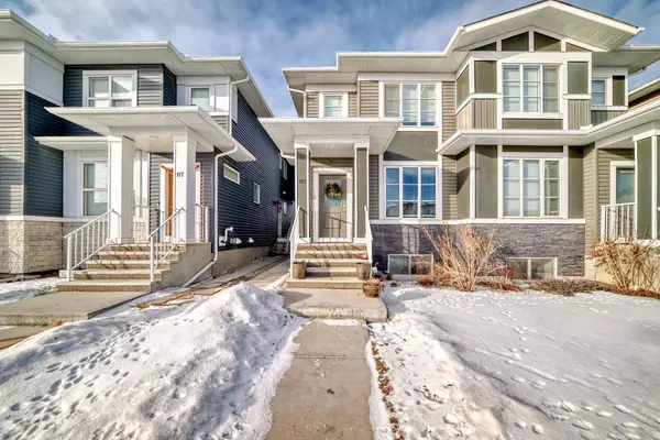 121 Corner Meadows Gate NE, Calgary, AB T3N 1J7