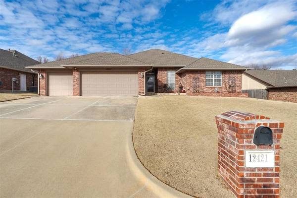 12421 Sussex Road, Midwest City, OK 73130