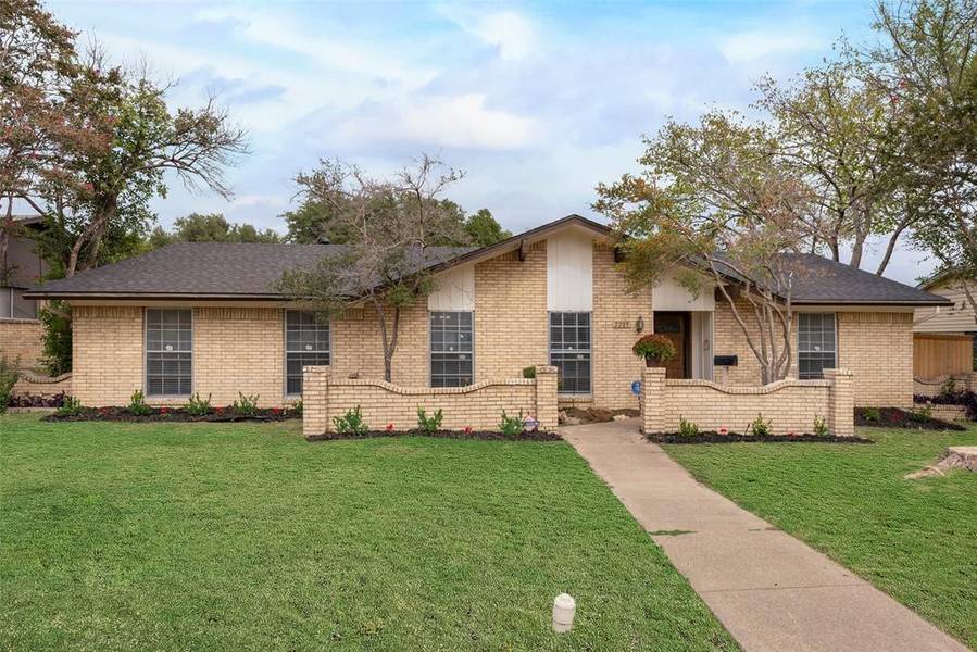 2209 Monticello Drive, Mesquite, TX 75149