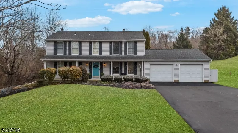 43 Mill Pond Rd, Washington Twp., NJ 07882