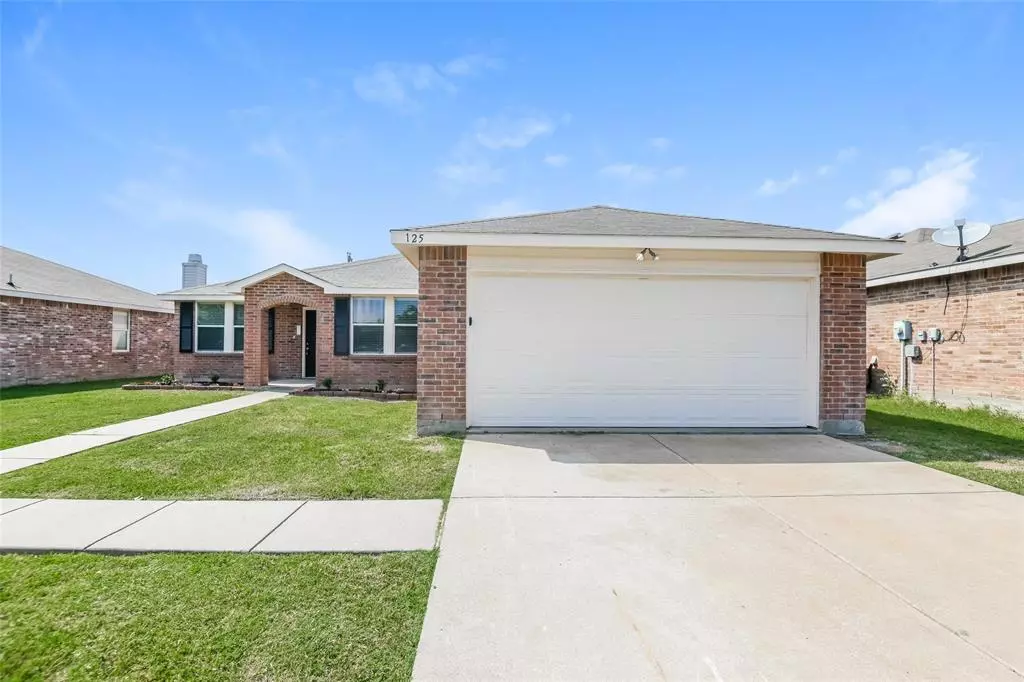 Burleson, TX 76028,125 Phlox Lane