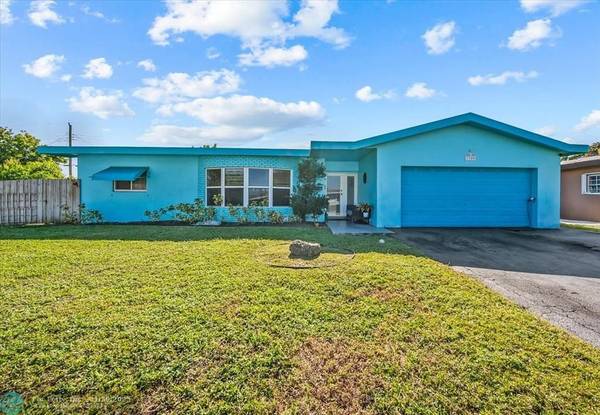 3700 NW 25th St, Lauderdale Lakes, FL 33311