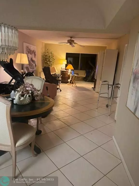 Boca Raton, FL 33428,23344 Carolwood Ln  #302