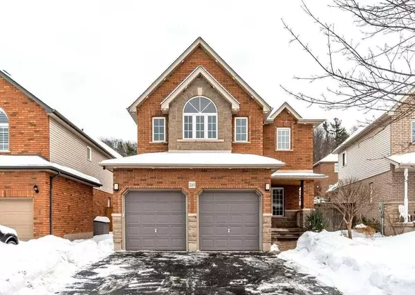 210 Dorchester DR, Niagara, ON L3M 5K8