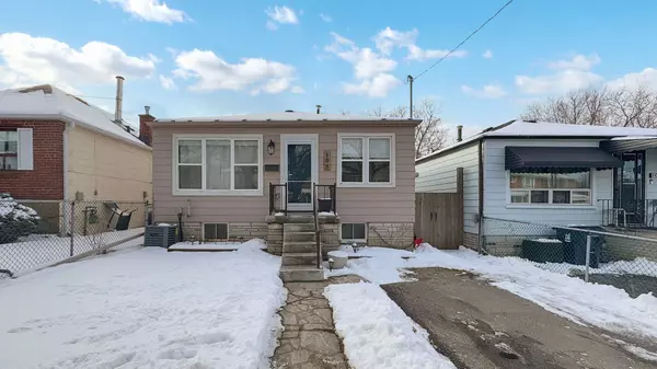 106 Magnolia AVE, Toronto, ON M1K 3K6