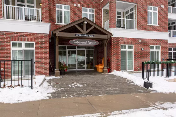 40 HORSESHOE BLVD #113, Simcoe, ON L4M 4Y8