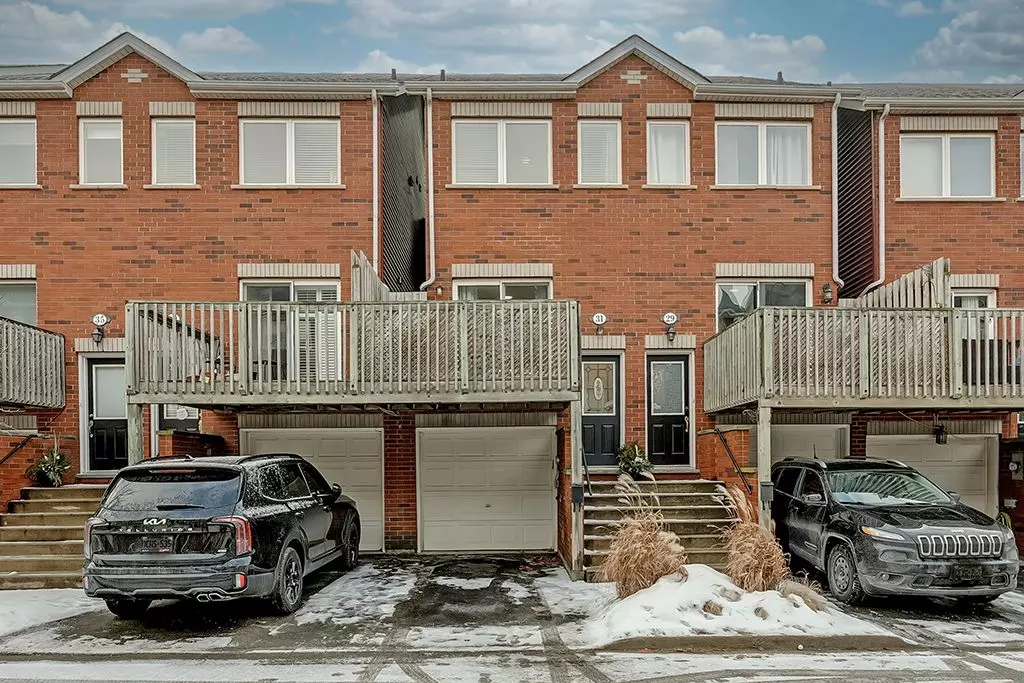 Halton, ON L7L 6W2,1751 Lampman AVE #31