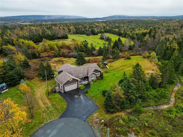 Conception Bay South, NL A1X 5C2,55 Woodview Place