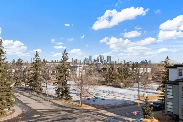 3907 16A ST Southwest, Calgary, AB T2T 4K9