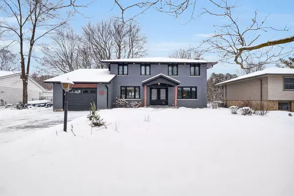 17 Queen Mary CRES, Middlesex, ON N6H 4B5