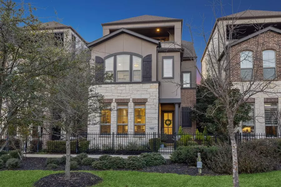 7054 Mistflower Lane, Dallas, TX 75231