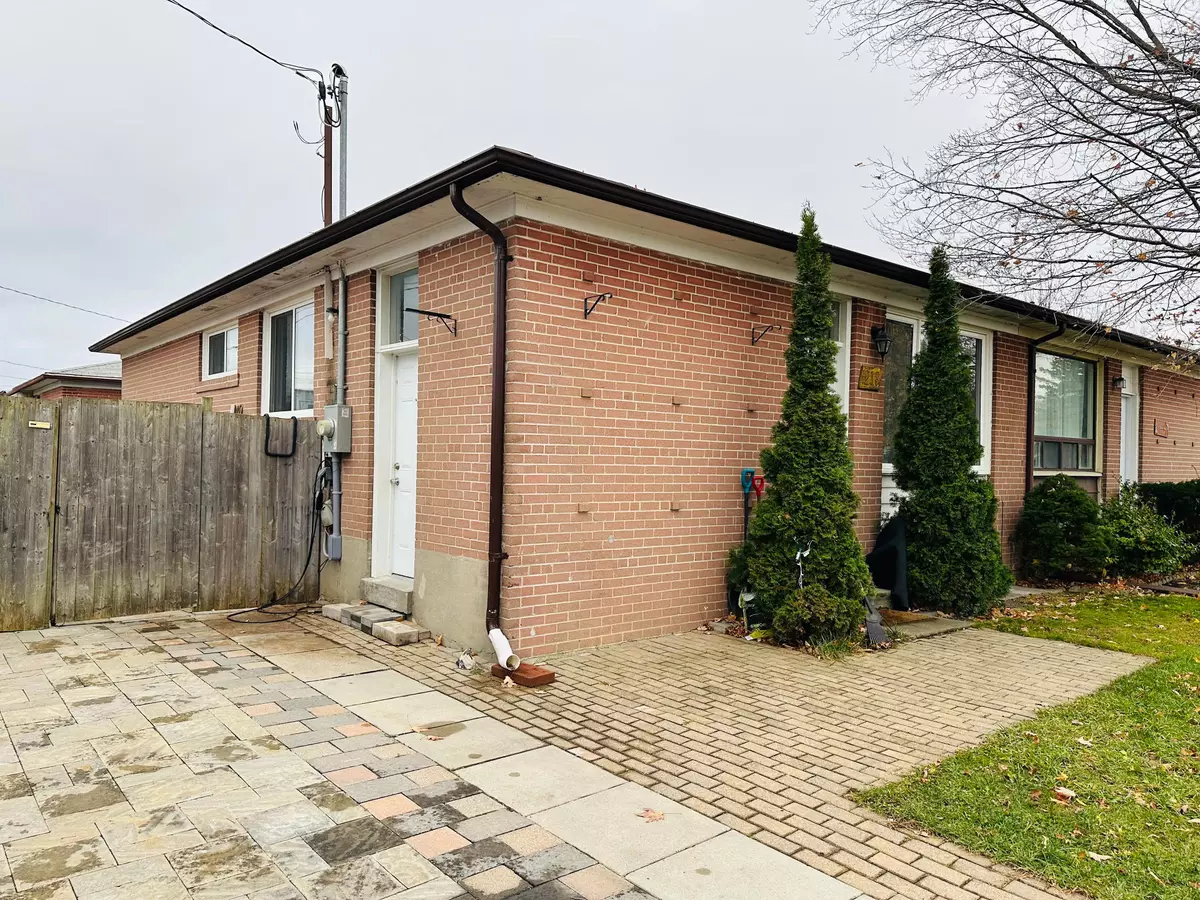 Whitby, ON L1N 1Z3,218 Rosedale DR #BSMT