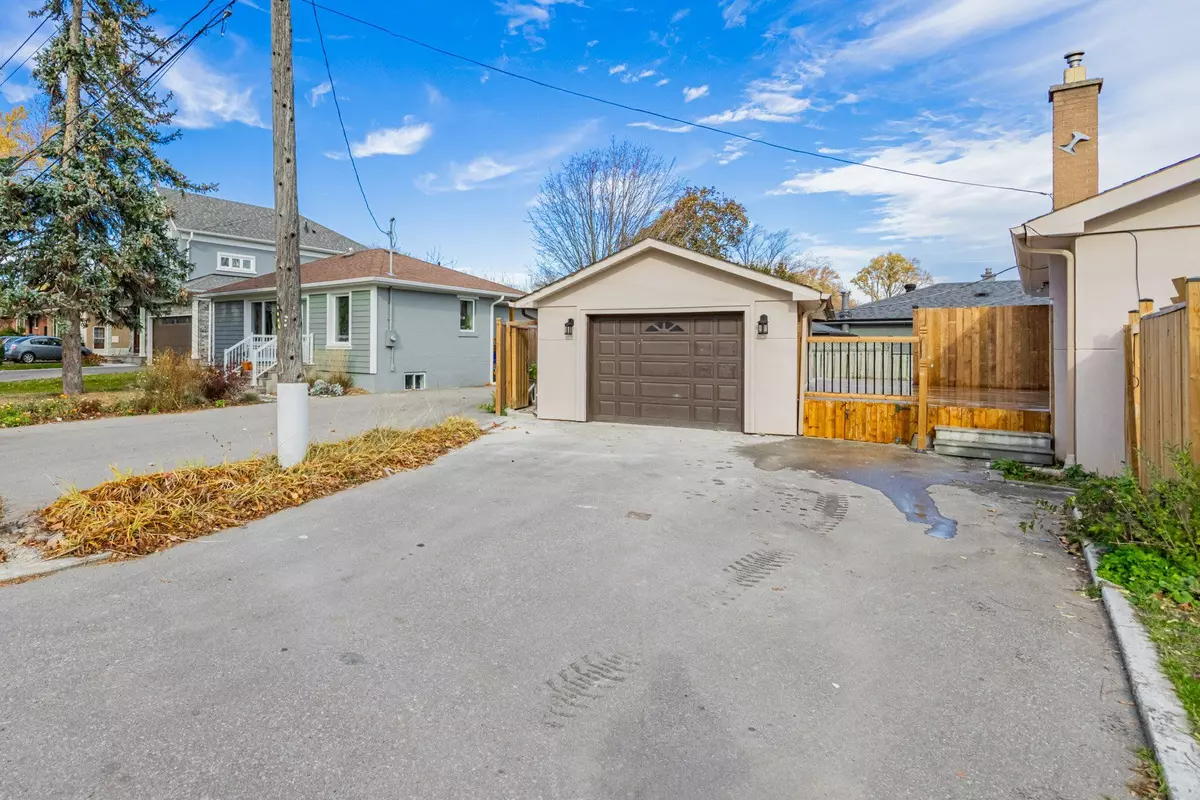 Halton, ON L6K 1N4,191 DEANE AVE