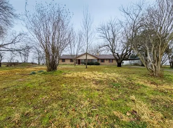 1779 County Road 2321, Sulphur Springs, TX 75482