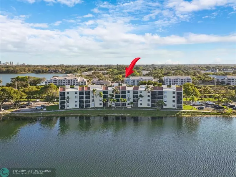 118 Lake Emerald Dr  #107, Oakland Park, FL 33309