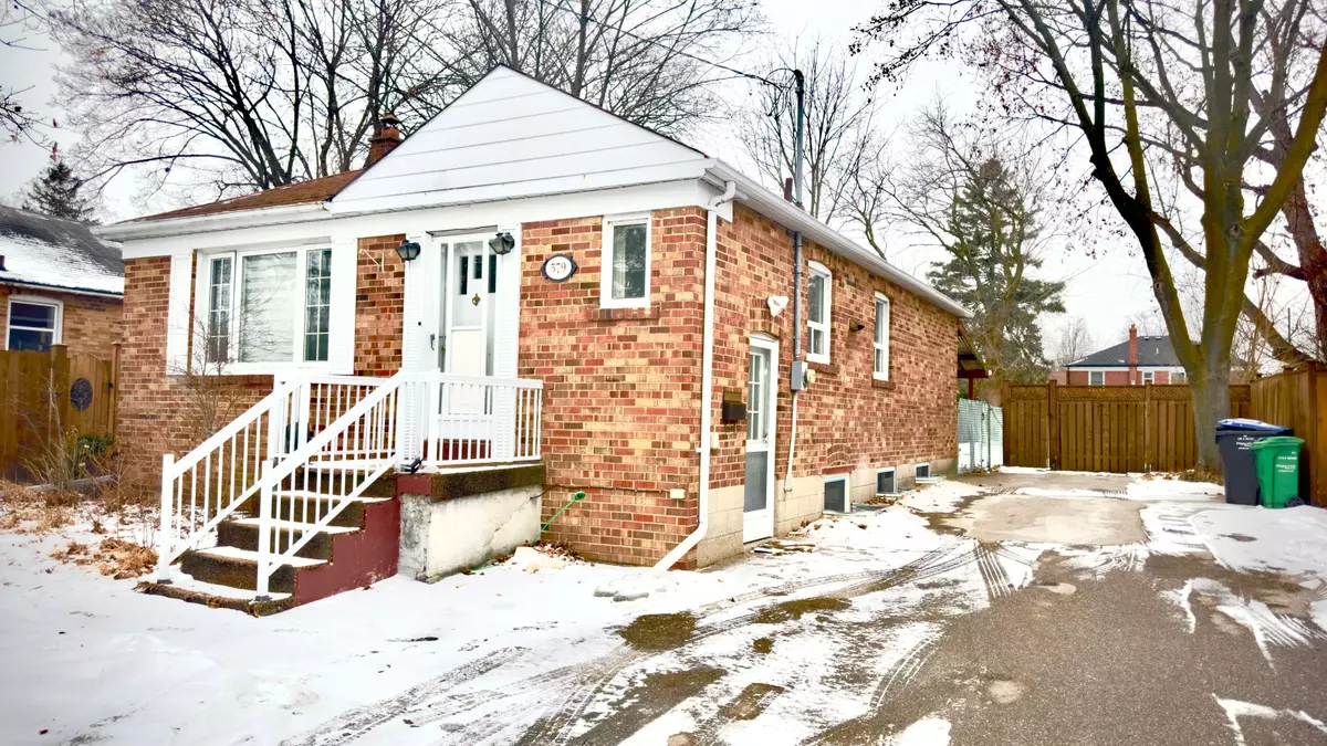 Peel, ON L5G 2N9,579 Drymen CRES ## UPPER