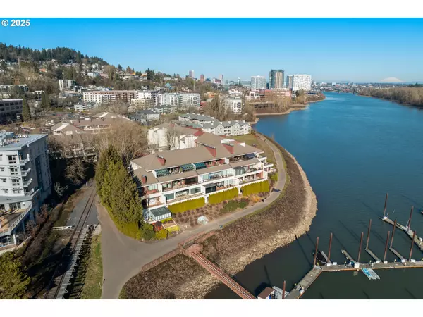 5250 S LANDING DR #205B1, Portland, OR 97239