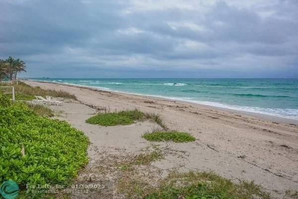 Hillsboro Beach, FL 33062,1203 Hillsboro Mile  #6A