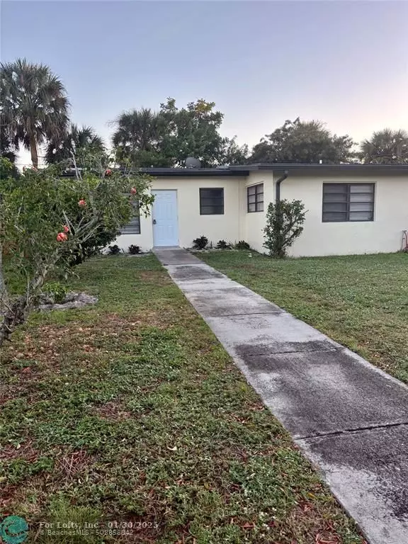 Plantation, FL 33317,4380 SW 11th St