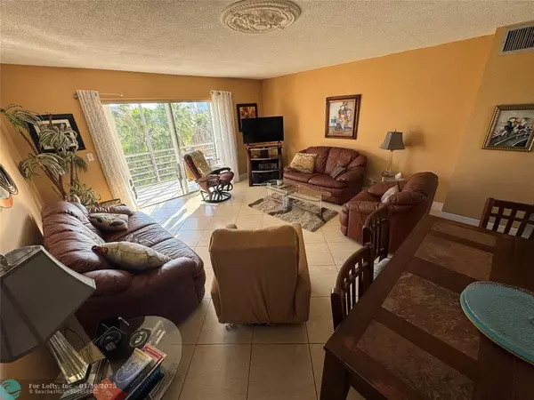 Hallandale Beach, FL 33009,600 NE 14th Ave  #517